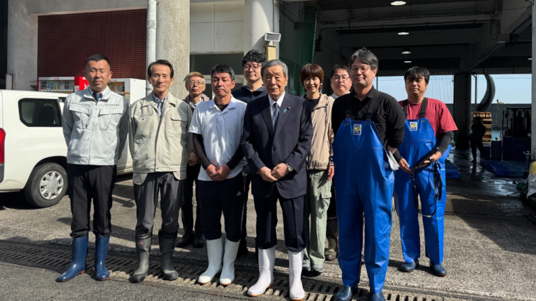 元農林水産大臣 森山裕 衆議院議員らが高山漁協における水産業DXの取り組みを視察